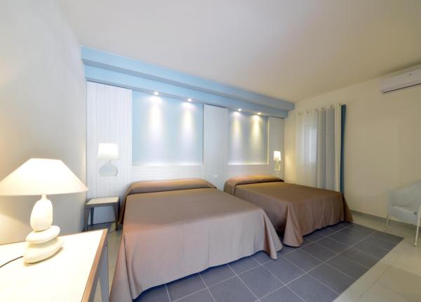 hoteldamato en offer-rooms-for-families-in-peschici-on-the-gargano 005